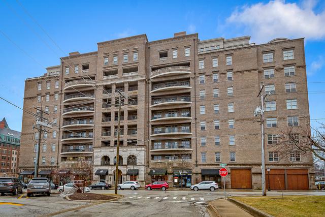 151 W Wing St. #304, Arlington Heights, IL 60005