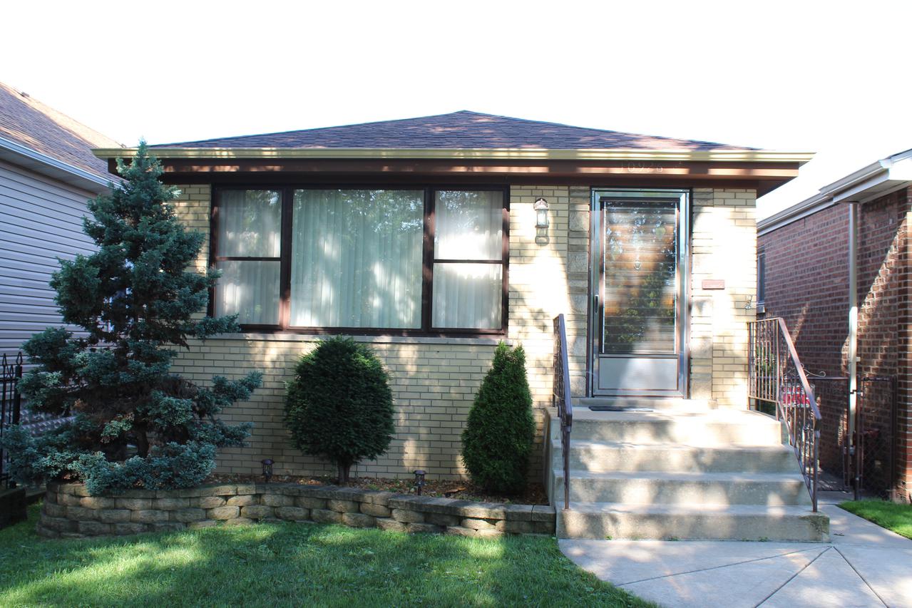 10926 S Green Bay Ave., Chicago, IL 60617