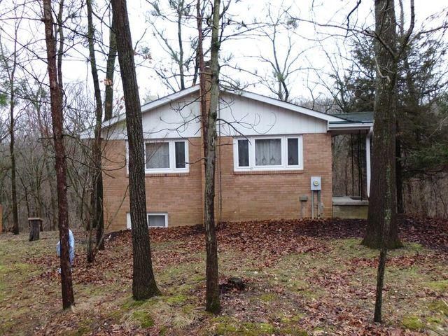 12 Navajo Ct., Putnam, IL 61560