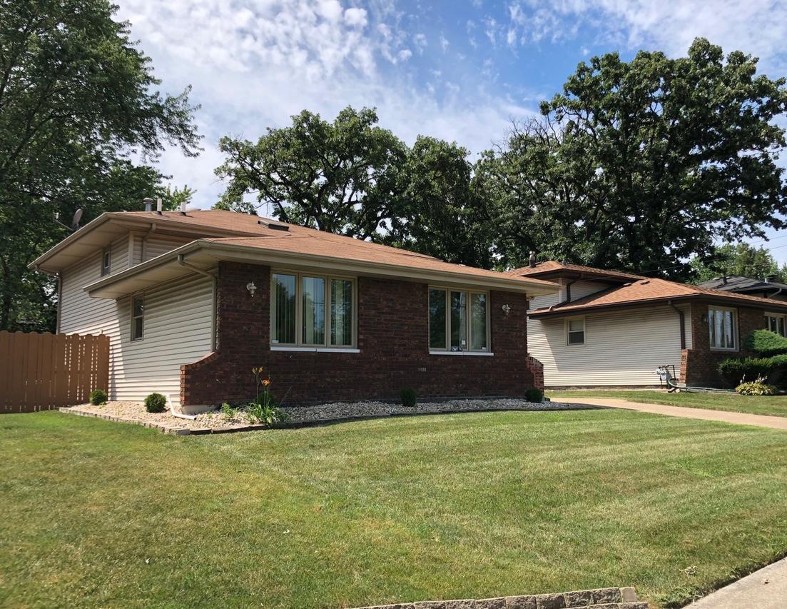 15842 Lavergne Ave., Oak Forest, IL 60452