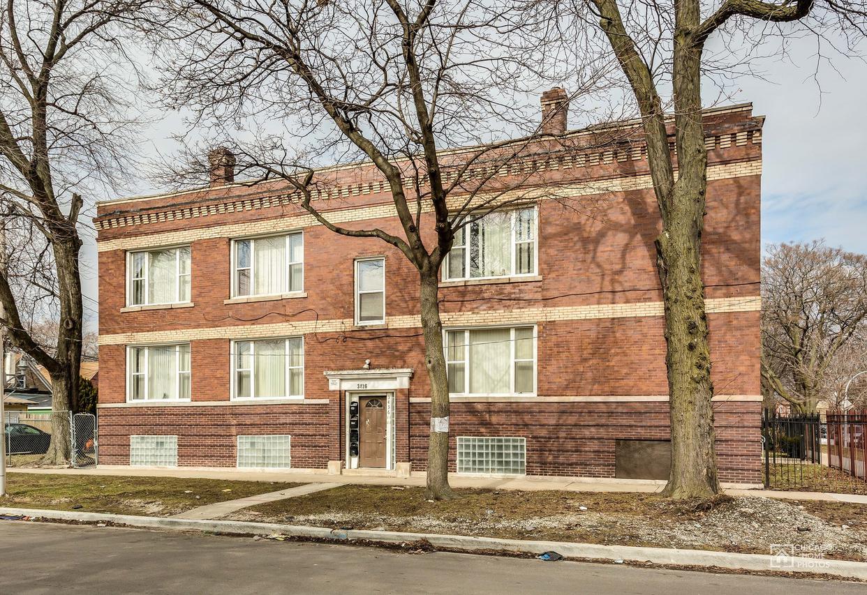 3436 W Huron St., Chicago, IL 60624