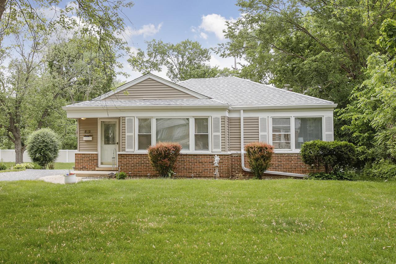 572 Glendale Ave., Glen Ellyn, IL 60137