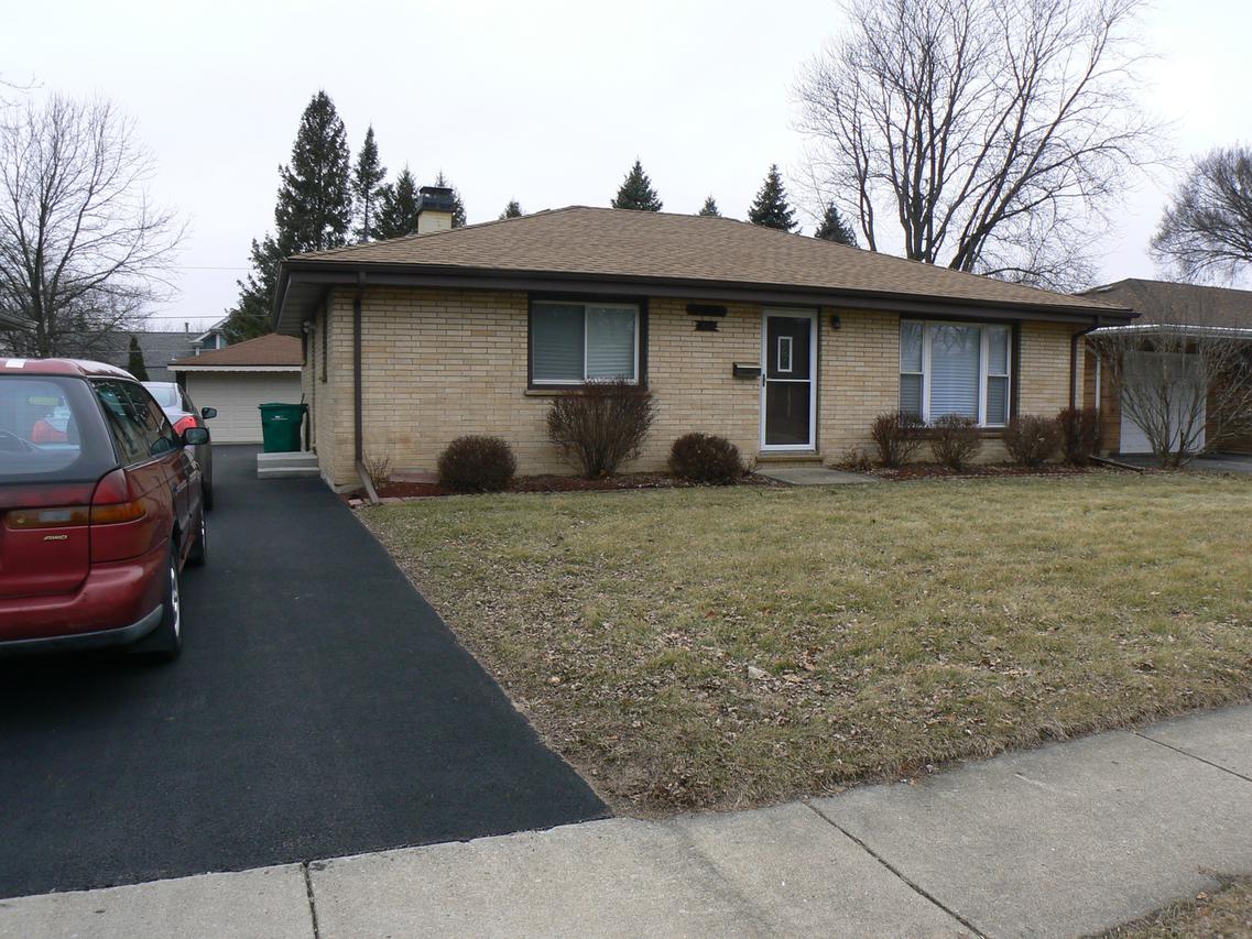 337 Brown St., Wauconda, IL 60084