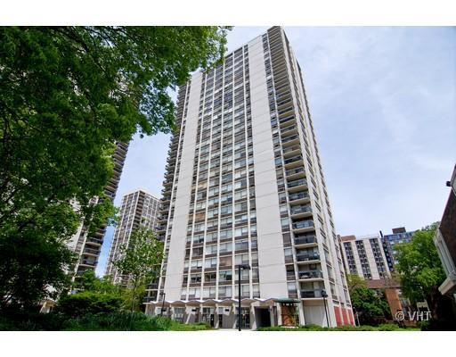 1355 N Sandburg Ter. #1001D, Chicago, IL 60610
