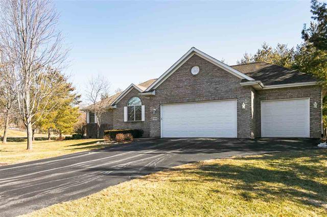 7306 Big Stone Cir., Roscoe, IL 61073