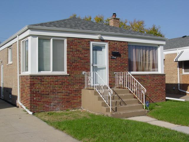 12716 S May St., Calumet Park, IL 60827