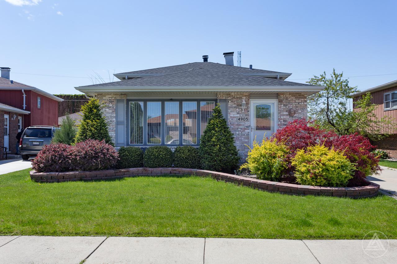 4905 W 124th St., Alsip, IL 60803