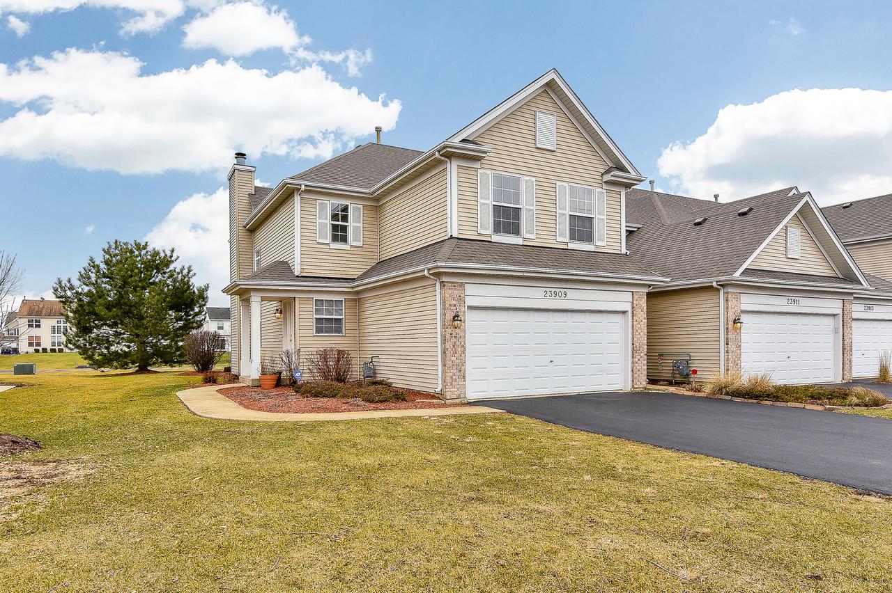 23909 Mc Mullin Cir., Plainfield, IL 60586