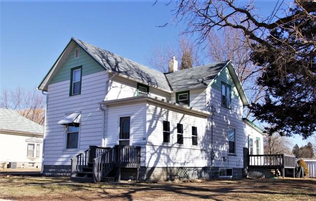 231 Liberty St., Walnut, IL 61376