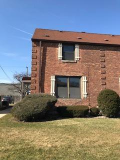 410 East Ave., La Grange, IL 60525