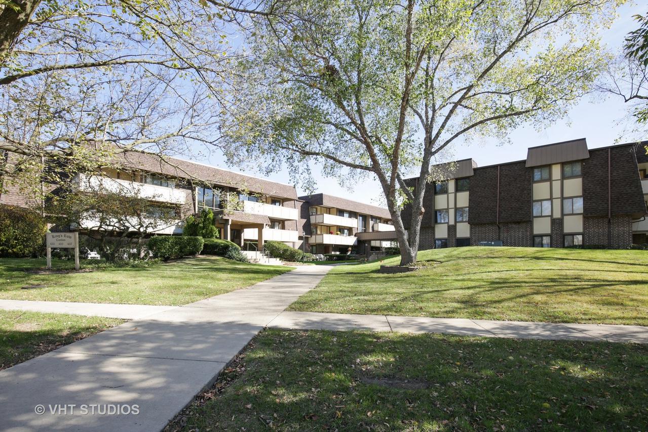435 Cavalier Ct. #307A, West Dundee, IL 60118