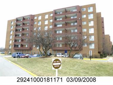 100 Park Ave. #402, Calumet City, IL 60409