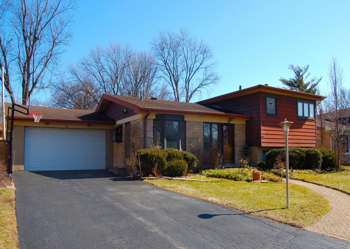 800 Lavergne Ave., Wilmette, IL 60091