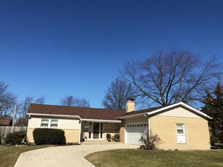 926 Cherokee Dr., Darien, IL 60561