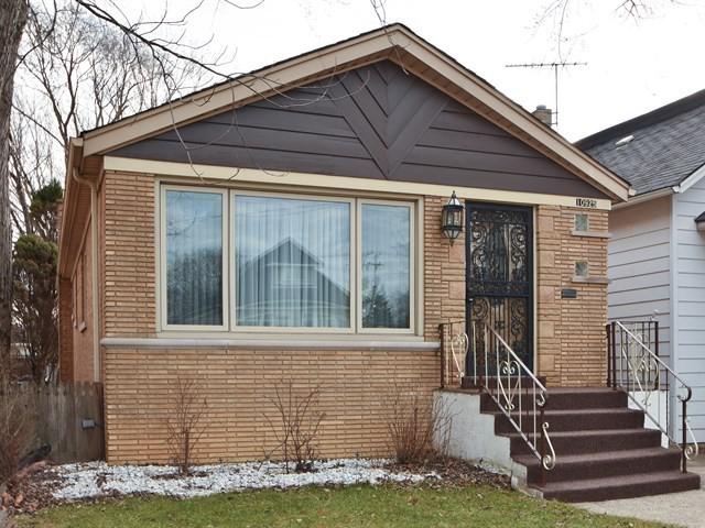 10925 S Troy St., Chicago, IL 60655