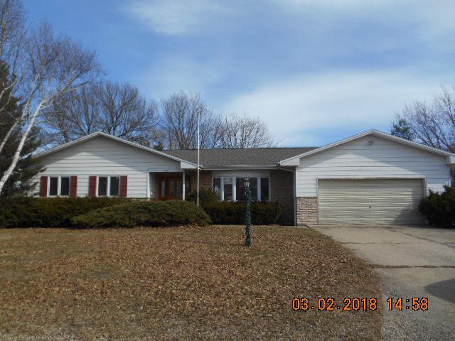 1107 Malibu Dr., Henry, IL 61537