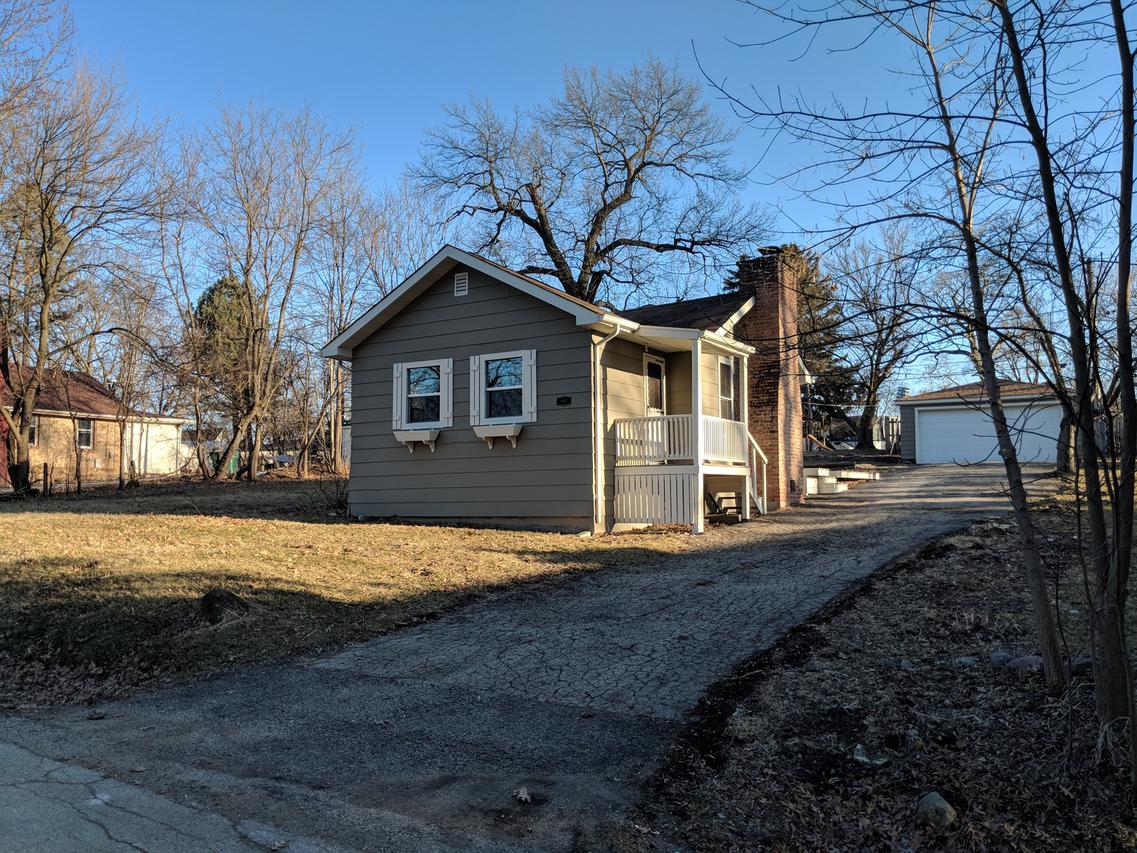 801 Paul St., Mchenry, IL 60051