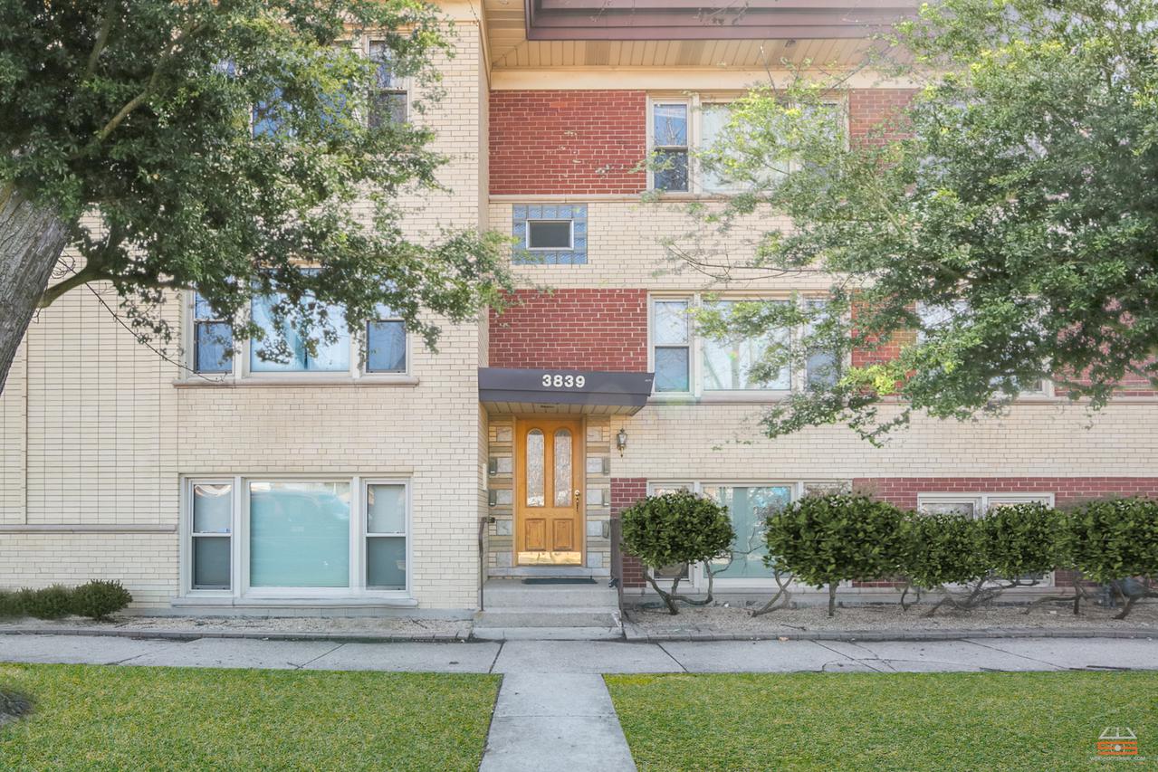3839 Wenonah Ave. #1, Berwyn, IL 60402