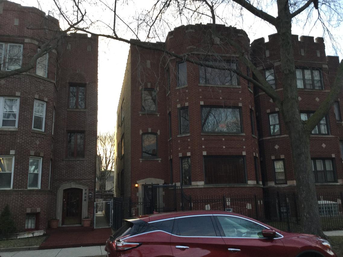 7824 S Colfax Ave., Chicago, IL 60649