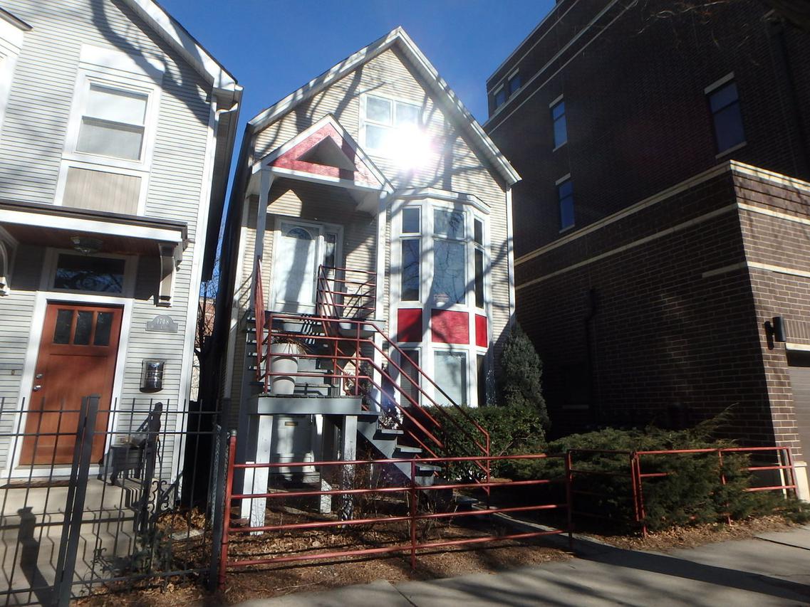 1746 W Cornelia Ave., Chicago, IL 60657