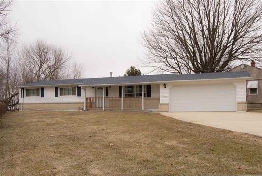 406 E Hill St., Mount Morris, IL 61054
