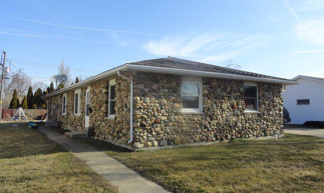 1123 Avenue E, Rochelle, IL 61068