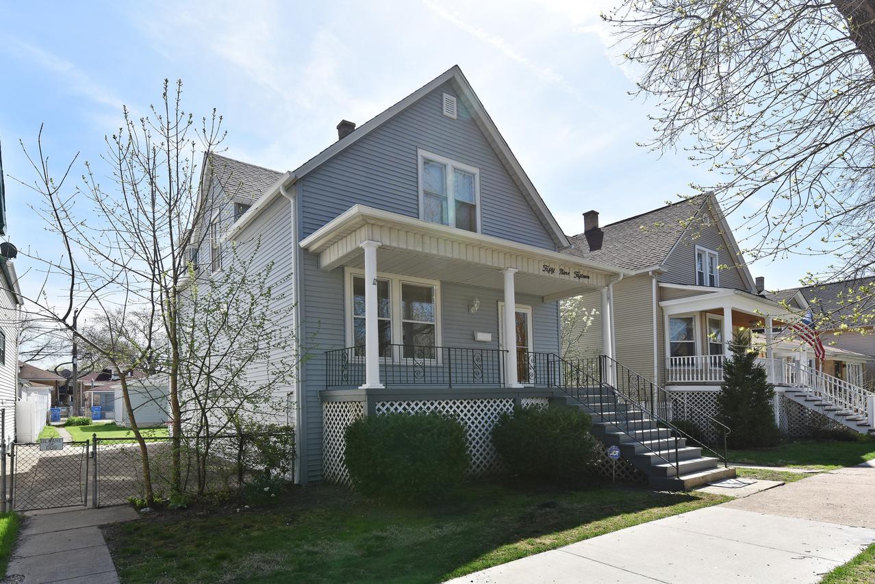 5915 W Dakin St., Chicago, IL 60634
