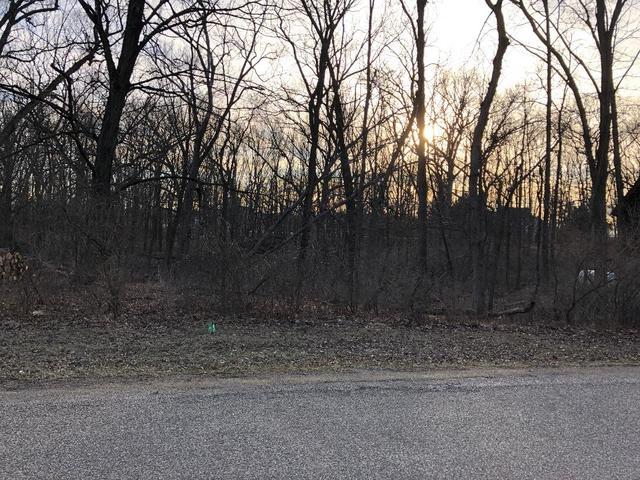 17 Carribean Dr., Putnam, IL 61560