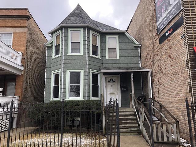 2521 W Montrose Ave., Chicago, IL 60618