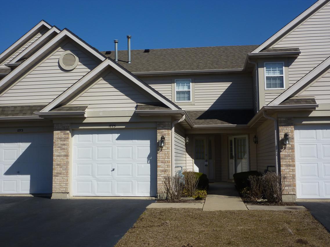 1775 Nature Ct., Schaumburg, IL 60193