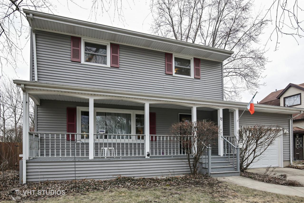 17 Lincoln Ave., East Dundee, IL 60118