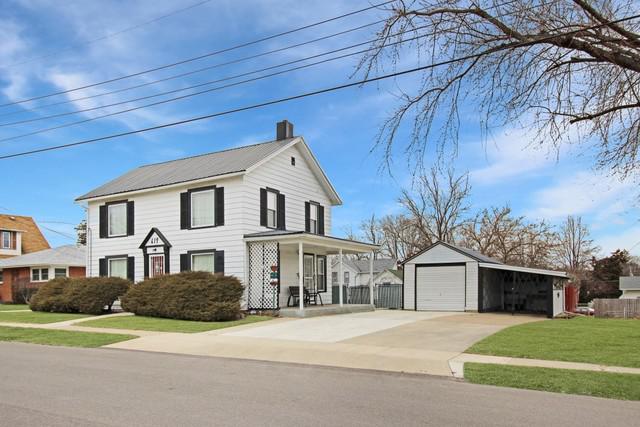 614 W Moseley, Freeport, IL 61032