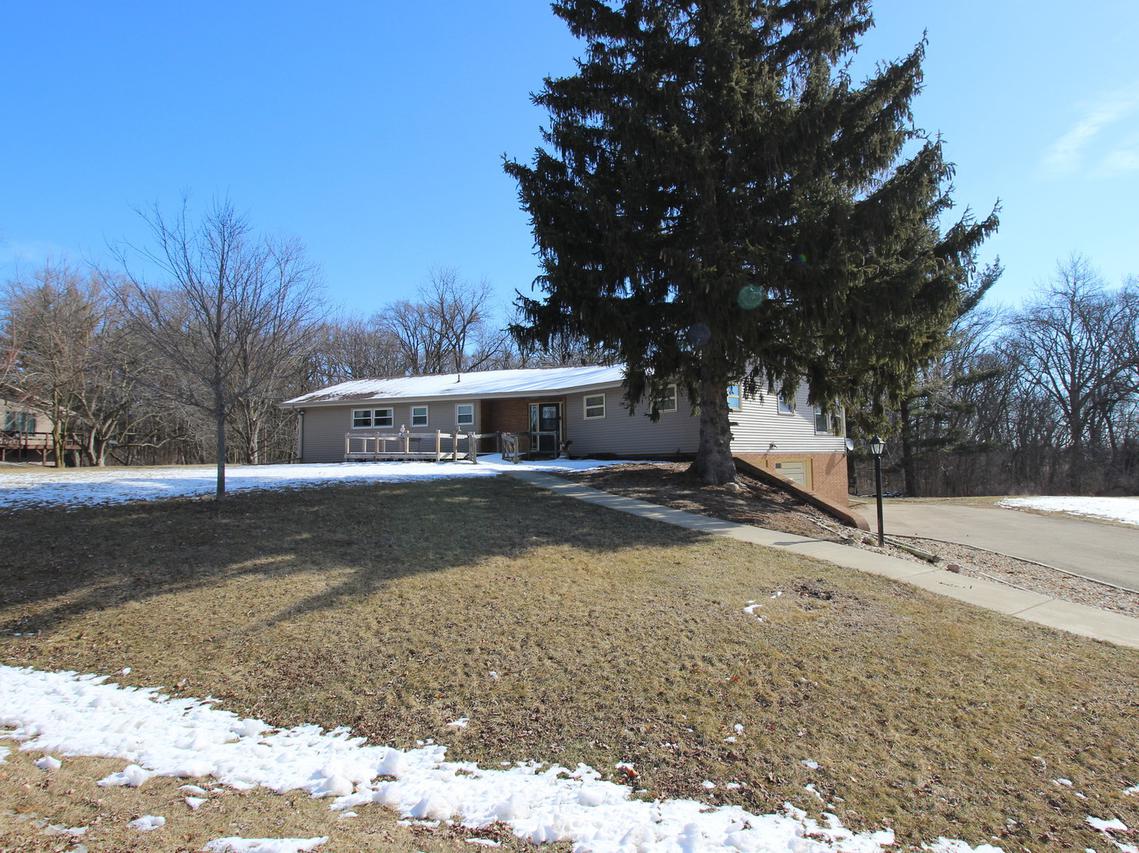2321 Chelsea Ave., Freeport, IL 61032