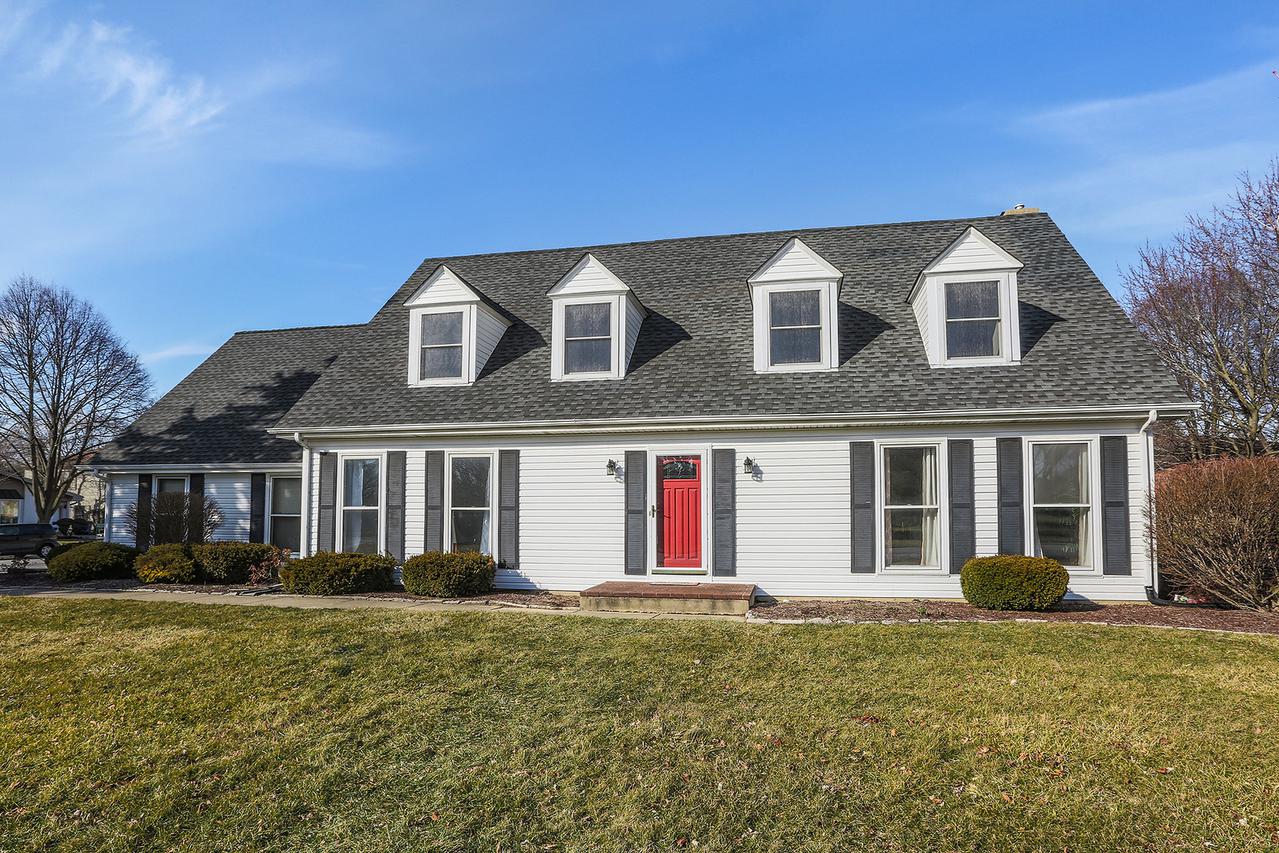 6393 Surrey Ridge Rd., Lisle, IL 60532