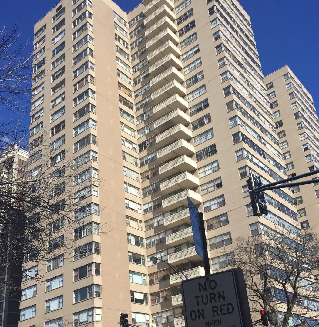 6301 N Sheridan Rd. #4K, Chicago, IL 60660