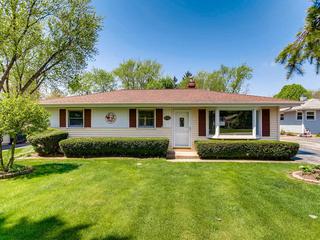 6104 Woodward Ave., Downers Grove, IL 60516