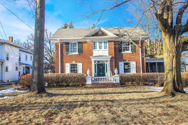 926 W Stephenson St., Freeport, IL 61032
