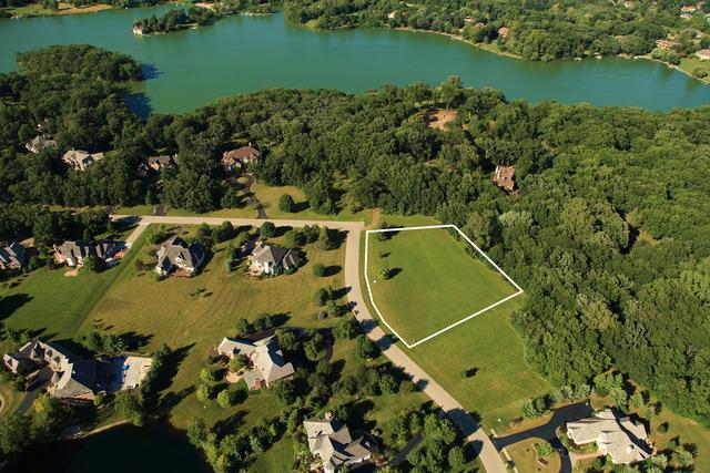 21027 W Andover Dr., Mundelein, IL 60060
