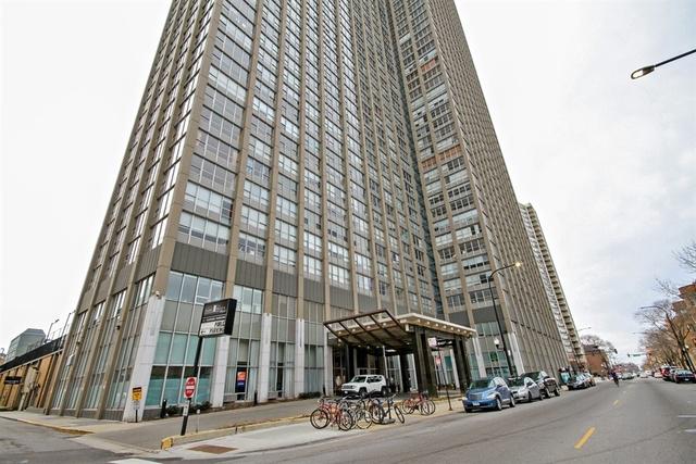 655 W Irving Park Rd. #1301, Chicago, IL 60613