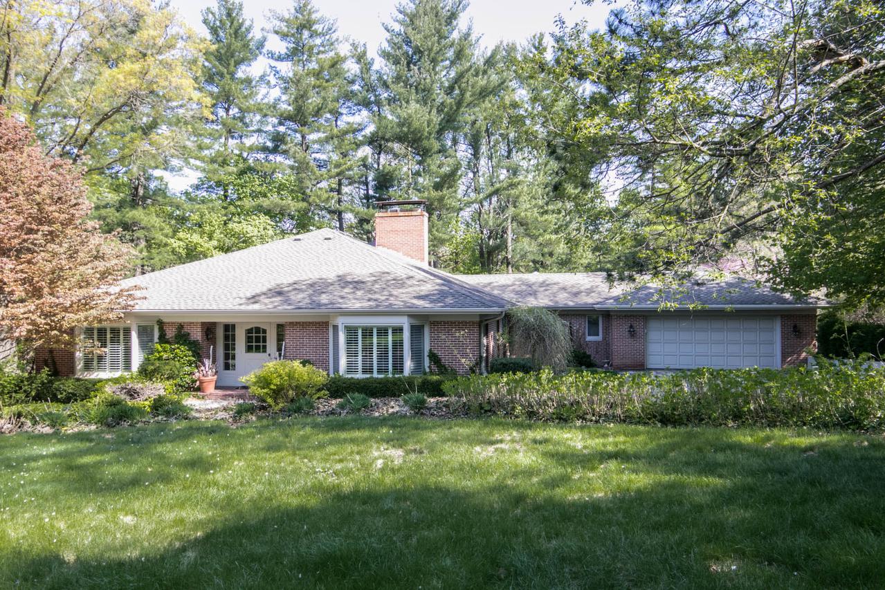 2803 Cheroakwood Ln., Rockford, IL 61114