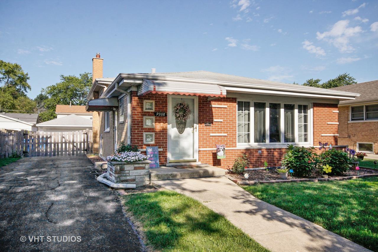 9208 Massasoit Ave., Oak Lawn, IL 60453
