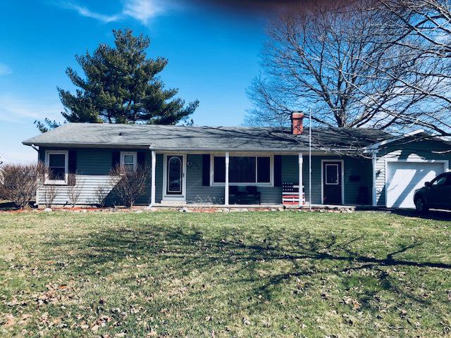 403 N Henson Rd., Villa Grove, IL 61956