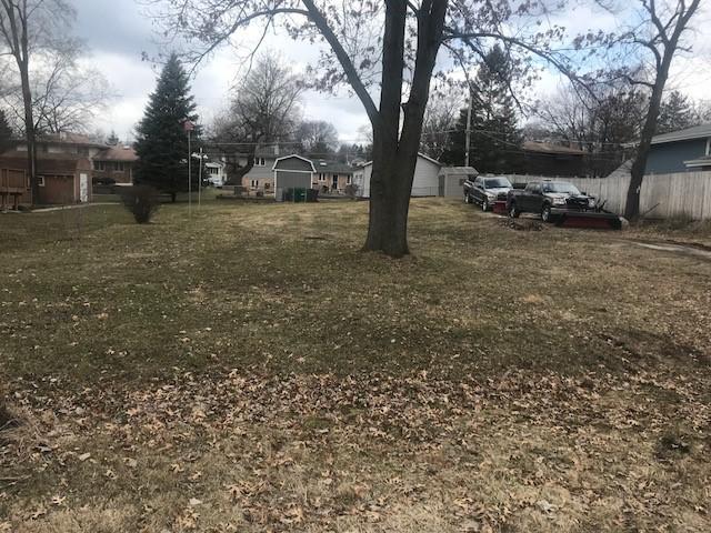 10005 S 82 Ct., Palos Hills, IL 60465