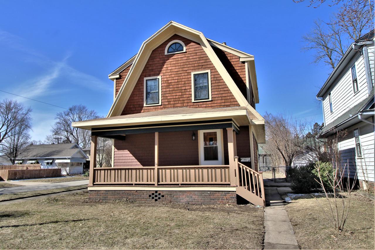 1902 Hancock St., Rockford, IL 61103