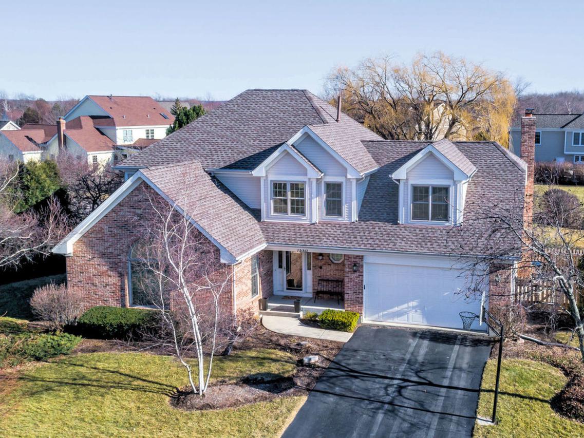 1550 Kensington Dr., Algonquin, IL 60102