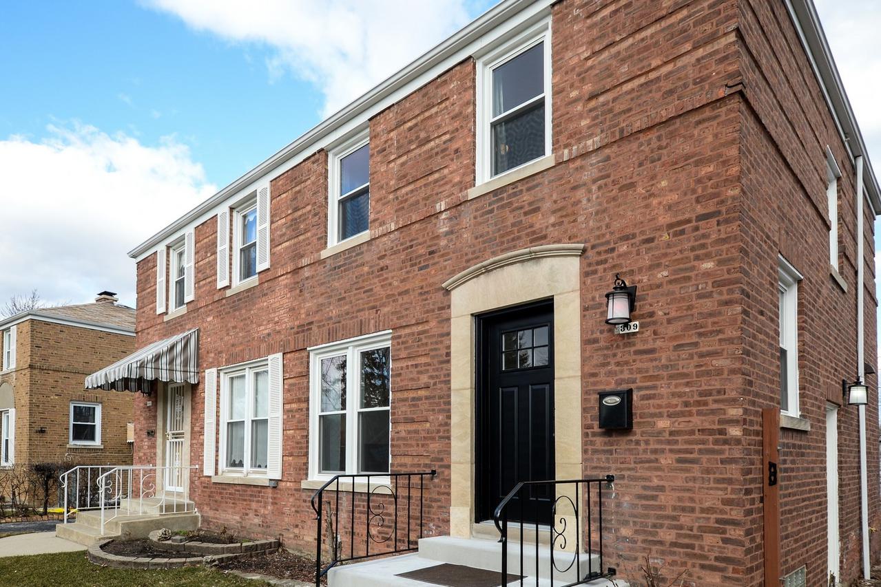 5309 N Oconto Ave., Chicago, IL 60656