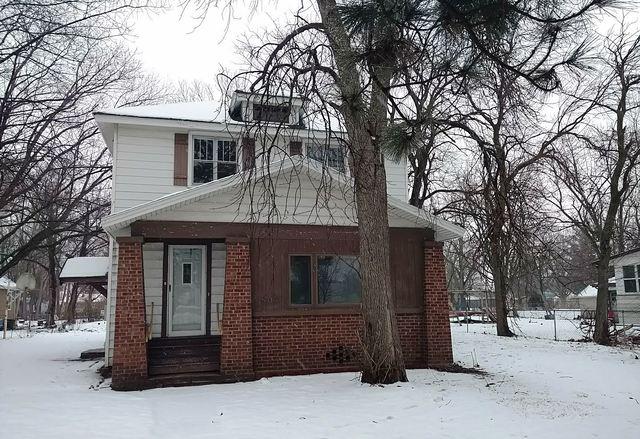 8115 N 2nd St., Machesney Park, IL 61115