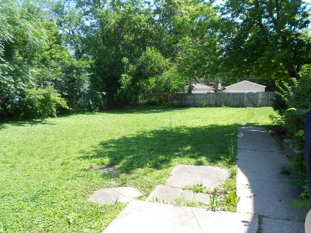 1815 Dodge Ave., Evanston, IL 60201