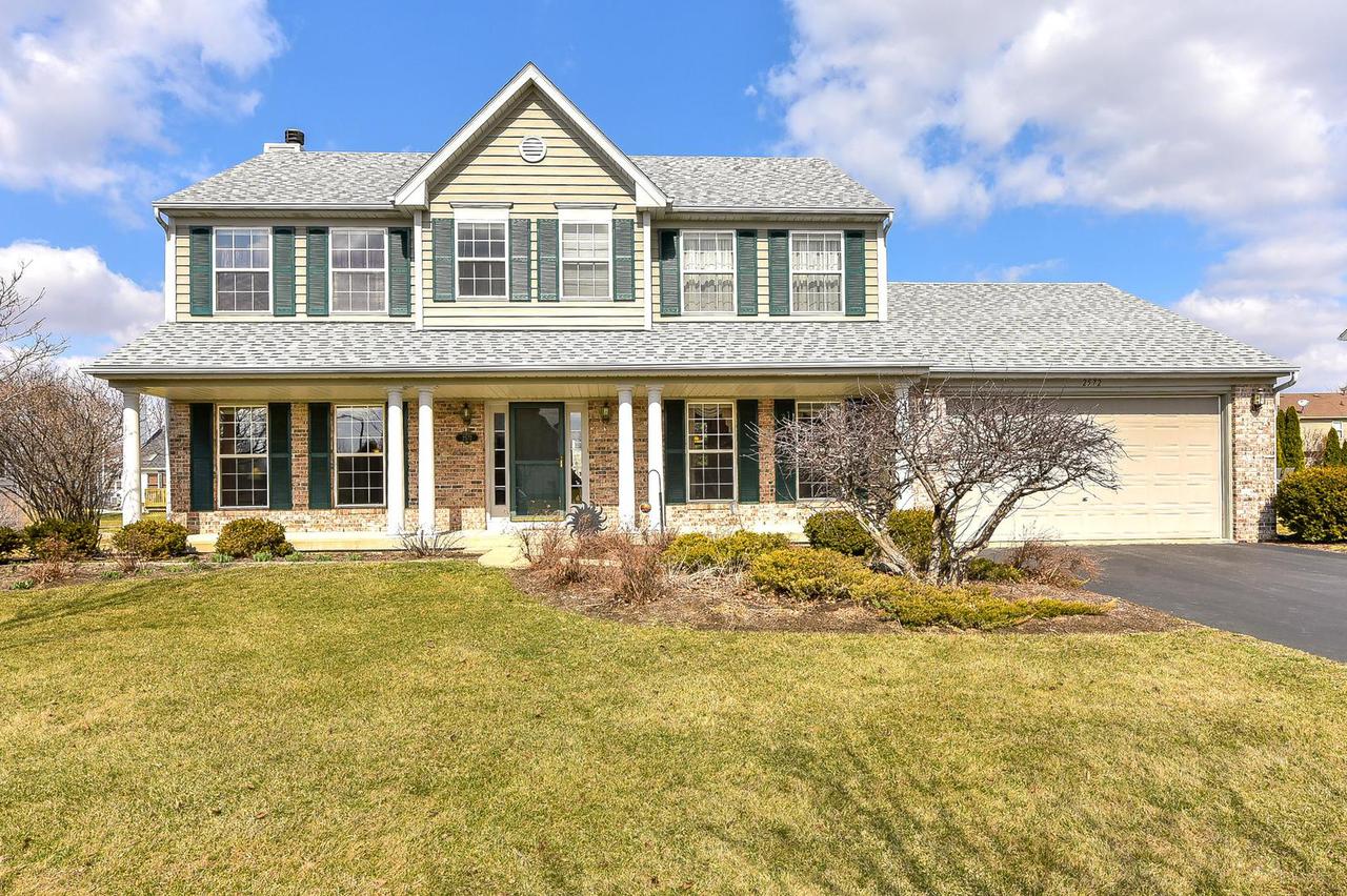 2572 Pinehurst Dr., Aurora, IL 60506