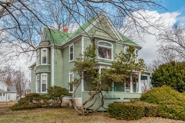 420 E Dekalb St., Somonauk, IL 60552